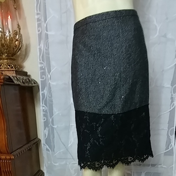 J Crew Women's Gray and Black Lace Hem Pencil Skirt - Picture 6 of 8